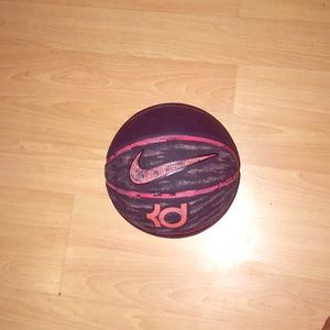 Nike Kevin Durant basket ball. USED